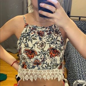 Tie back floral tank with lace